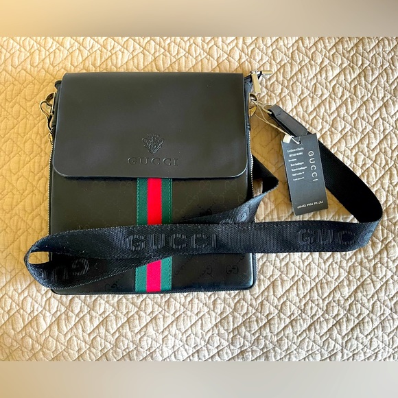 Gucci Messenger Bag/Purse